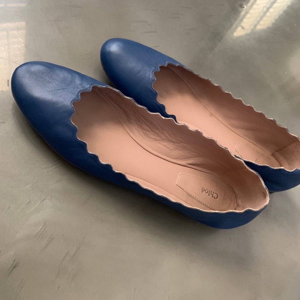 Chloe flats